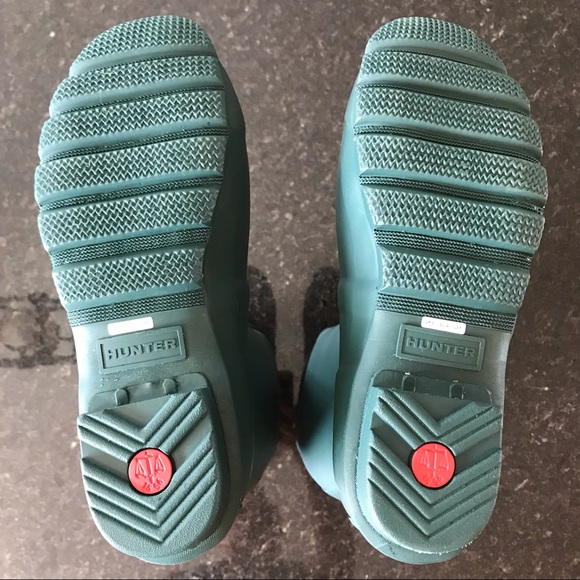 New Hunter Women's Original Tall Rain Boots: Green - Picture 11 of 16